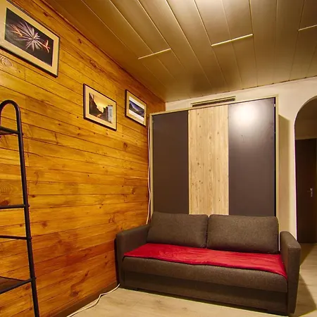 T1 Situe A 100 M Des Thermes Apartment